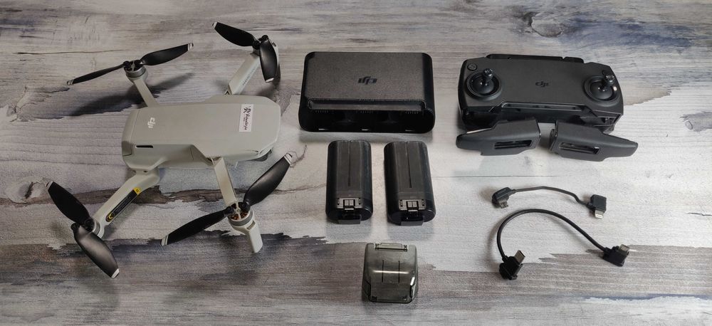 Продаю дрон коптер Dji mavic mini 1