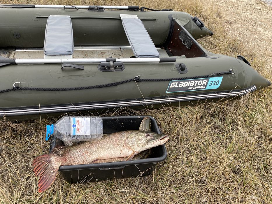 Продам лодку