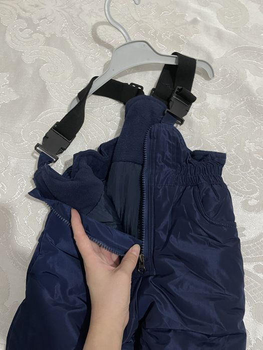 Продам детскую зимнюю верхнюю одежду