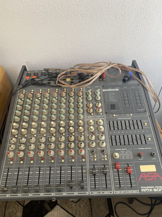 Boxe jbl si mixer gotul se vinde impreuna