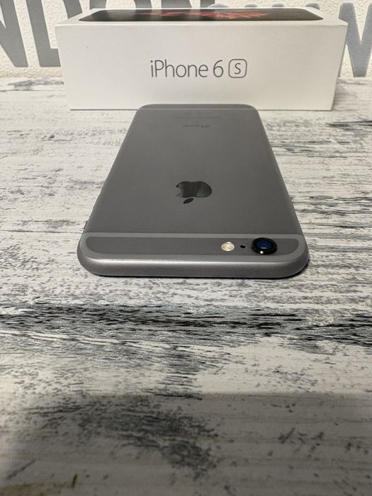 iPhone 6s, сив, 32gb