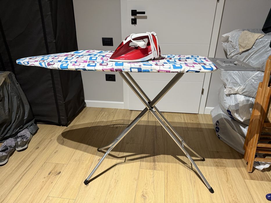 Masa de calcat + fier de calcat