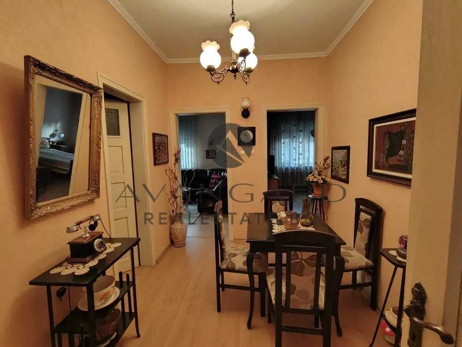 оф.24661 Етаж от къща/ Стария град