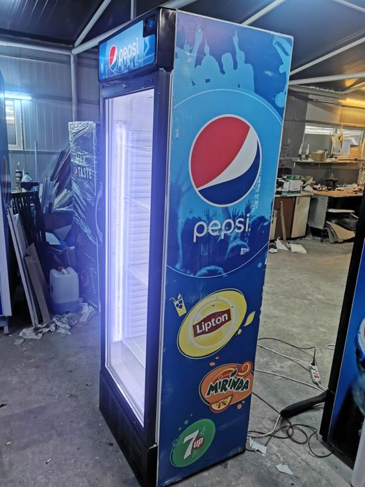 Vitrina frigorifica verticala 200cm inaltime 67cm latime