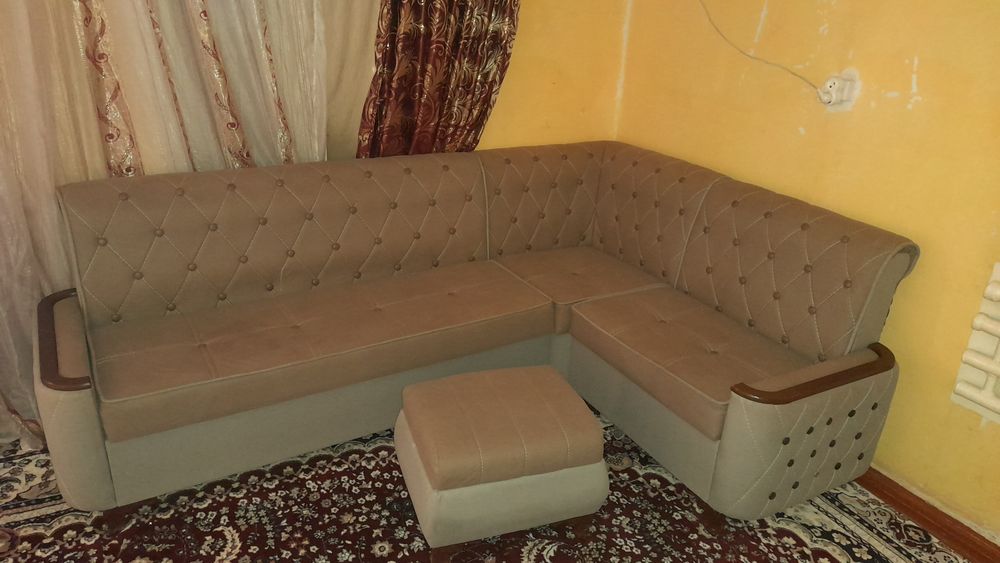 Мебел уголок столи бн сотилади