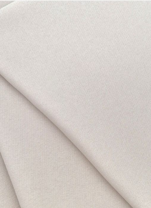 4 броя нови висококачествени завеси Adeco, цвят беж/крем