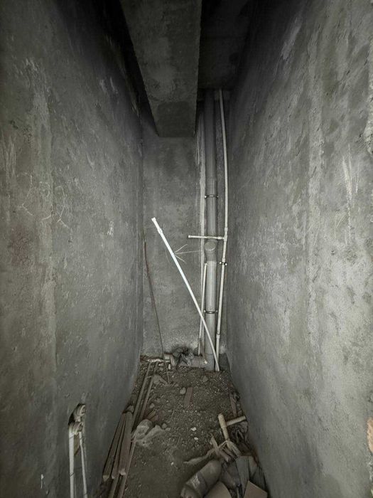 Guliston shahar O'zbekistonshoh ko'chasi 11 uy 19 kv (2 etaj) SOTILADI