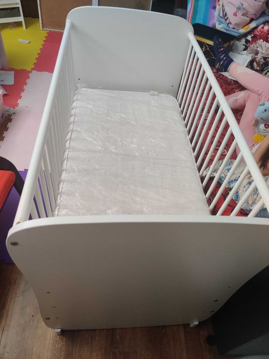 Pătuț de bebeluș alb lemn masiv