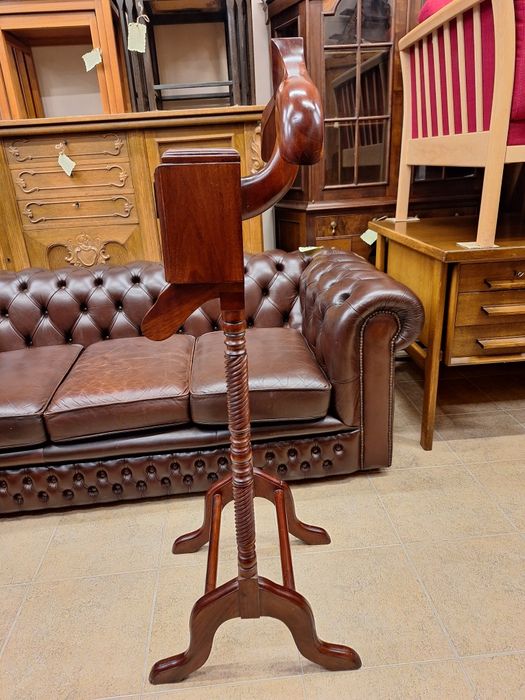 Антична закачалка от края на 18 век