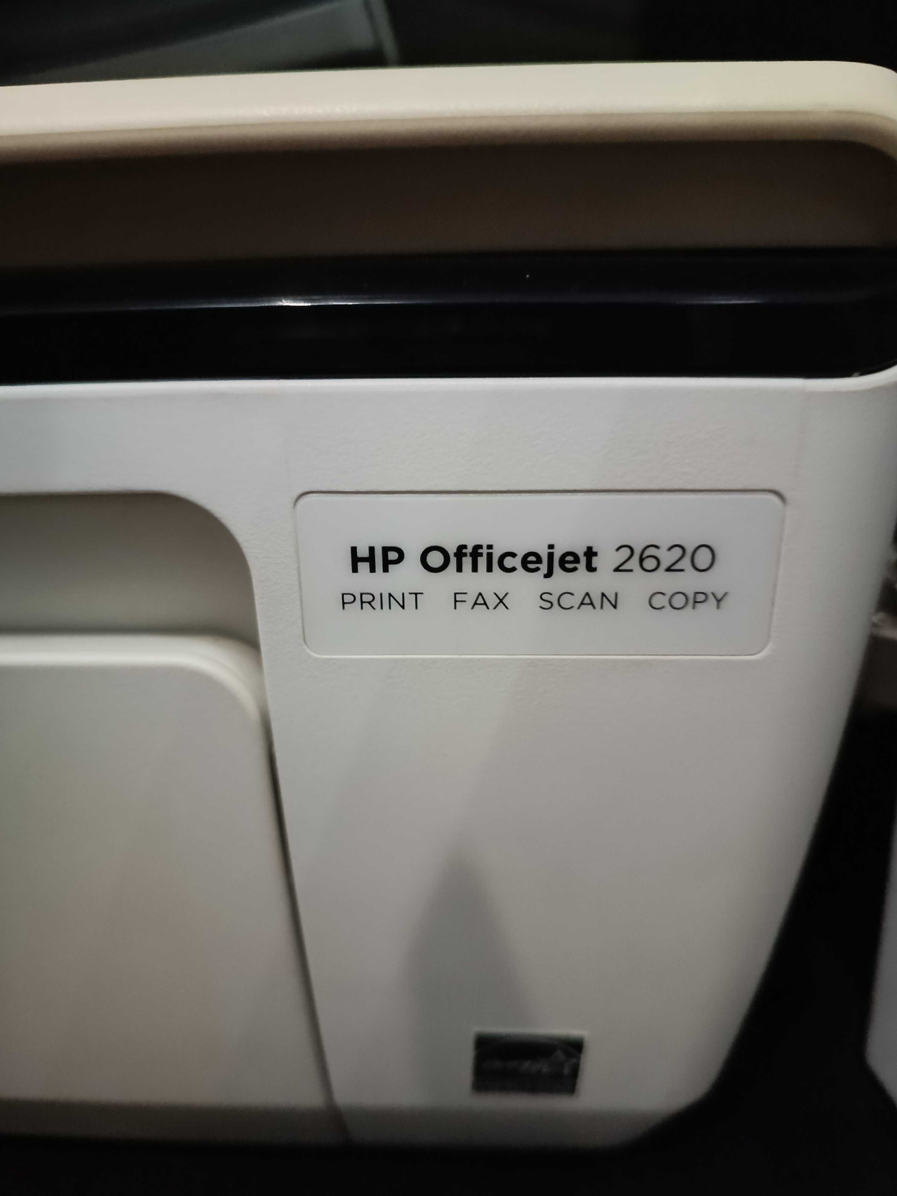 Imprimantă HP Officejet 2620 All-in-One Printer, Scanner, Copier & Fax