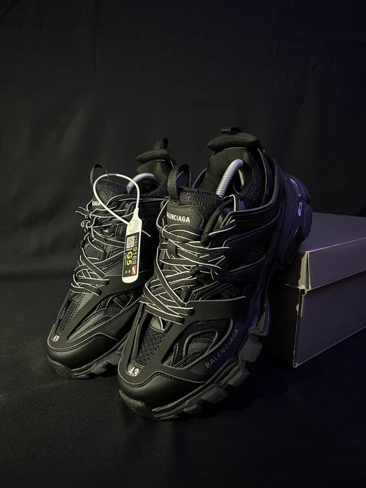 Balenciaga Track “Black” *Раздпродажба* (Баленсиага Тракове)