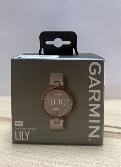 Garmin Lily Sport – елегантен смарт часовник