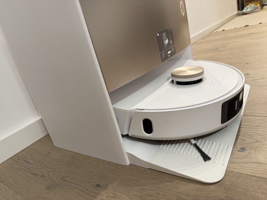 Robot aspirator Dreame L20 Ultra Complete