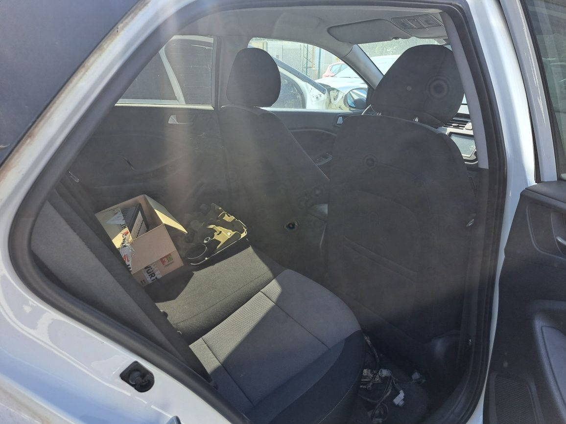 Hyundai i20 1.0 i за части
