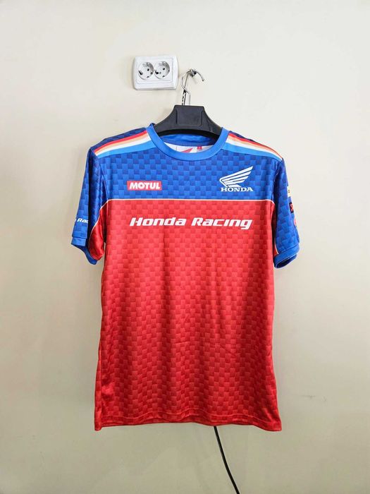 Мото якета и оригинални тениски