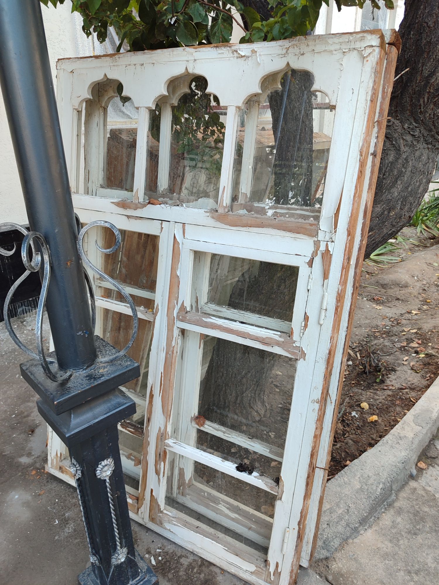 Eski tayyor ishlatish uchun derazalar