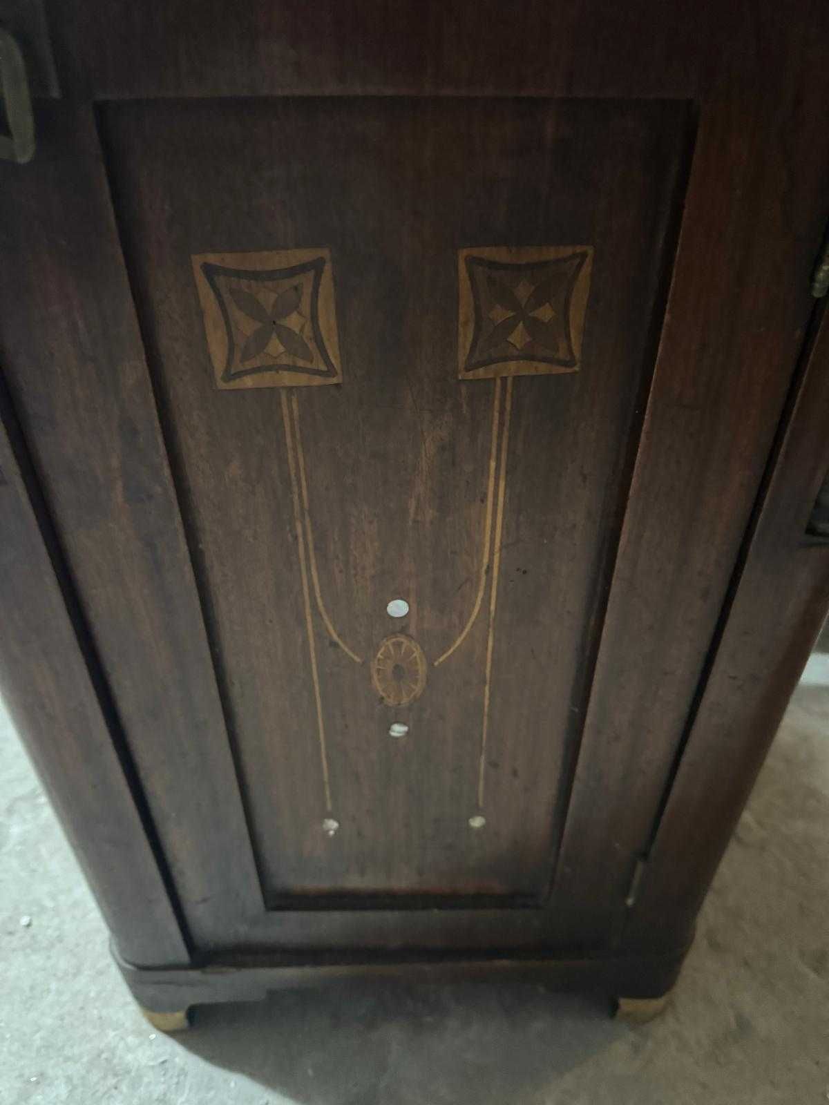 Noptiera veche din lemn de nuc cu blat de marmura secolul XIX