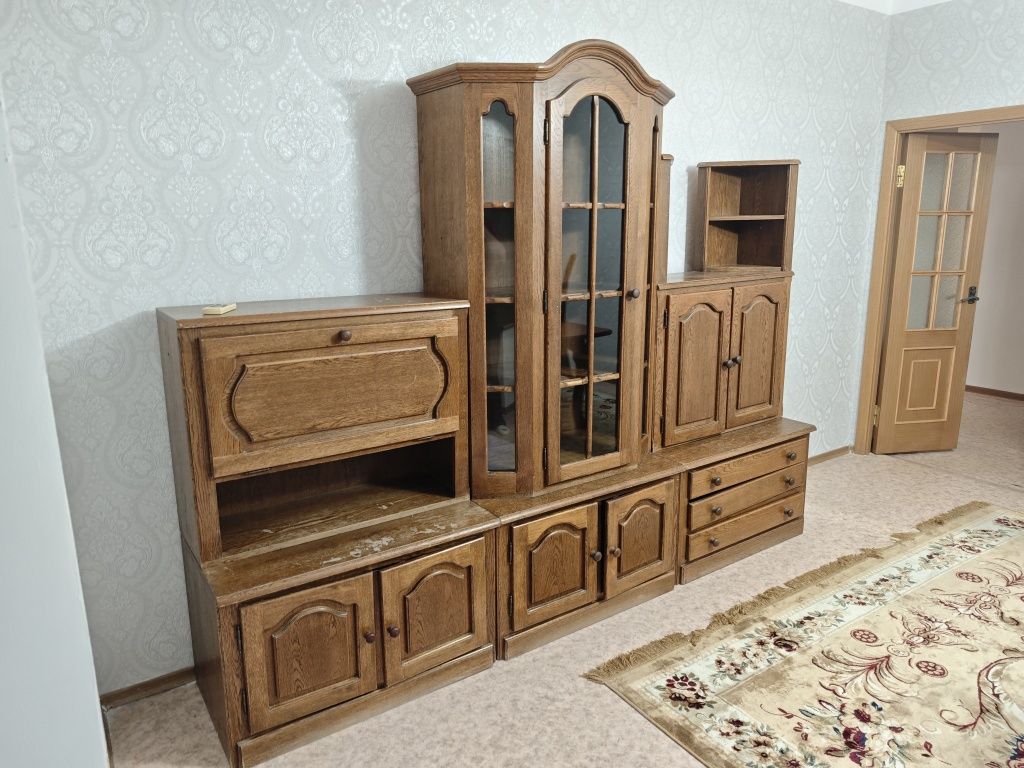 Продается сервант