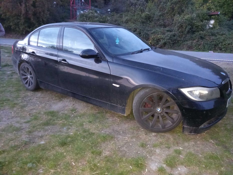 Vand  sau schimb bmw 320 volan pe dreapta motor 20i benzina 177 cp