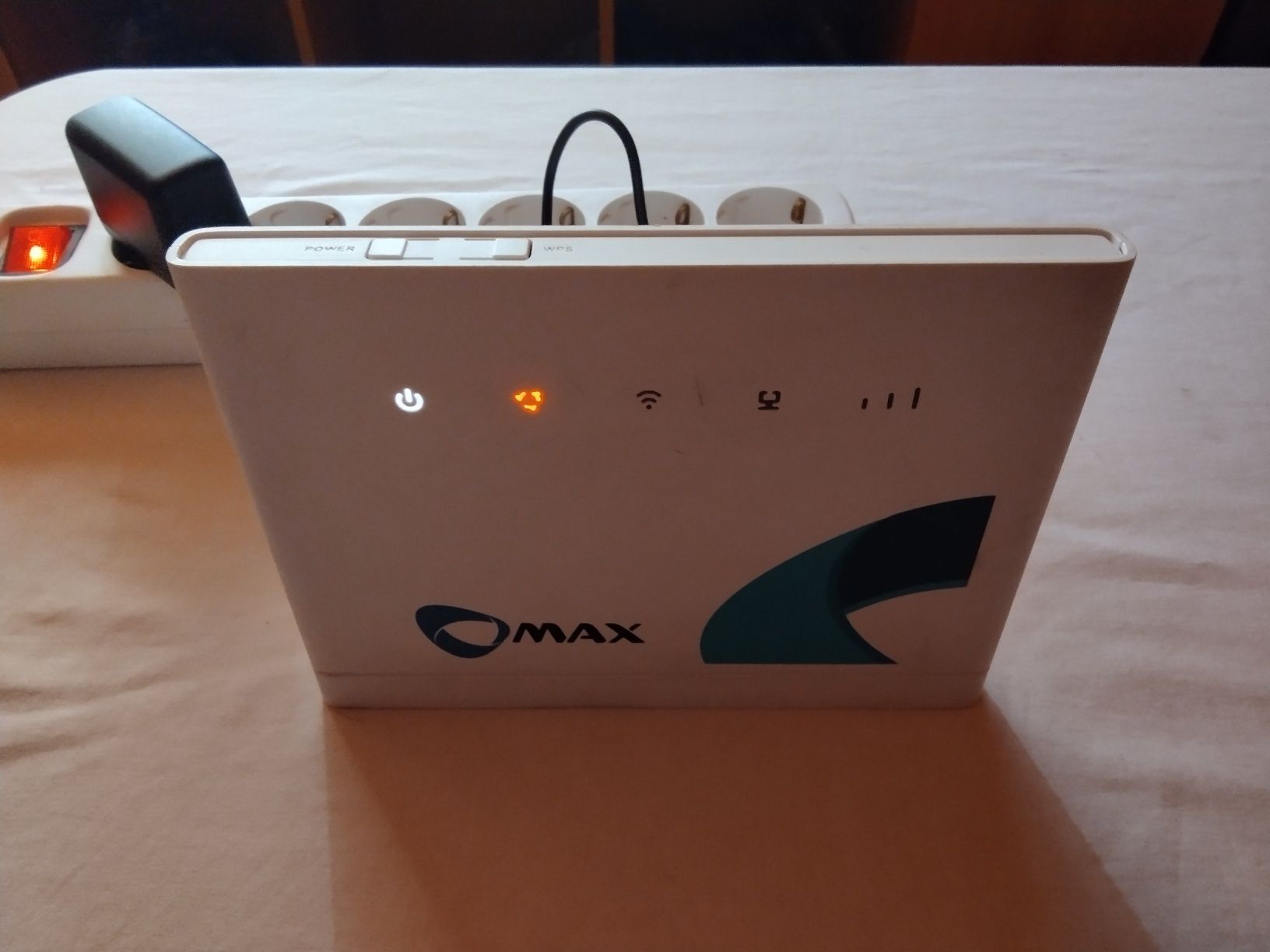 не кодиран оригинален 4G LTE SIM CARD RUTER HUAWEI