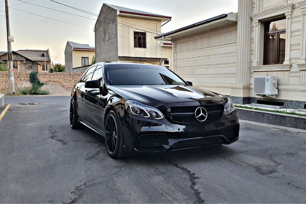 Mersedes AMG W212 E63 Body Kit Состаяние Идеално