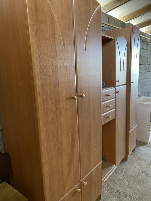 Стенка  шифоньер