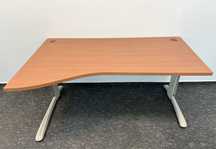 3 Buc. Birou Manager Steelcase 160cm; Masă de Lucru Structură Metalică