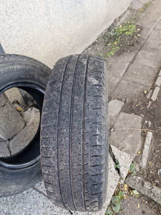 Летни гуми Michelin agilis camper 215-70-15