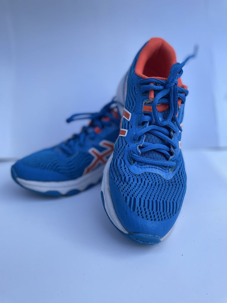 Детски маратонки ASICS