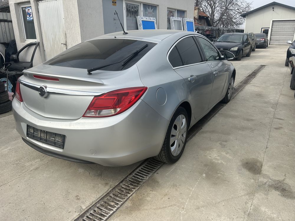 Capota.bara .faruri.opel insignia motor 1.8