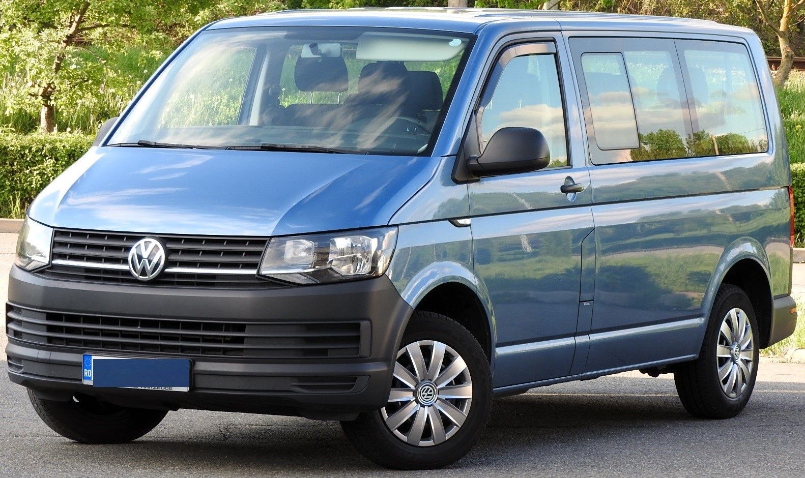 Vw T6 2.0 TDI 150 CP Euro 6 8+1 Locuri Transporter