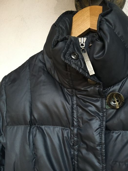 Яке с къщи пух и пера