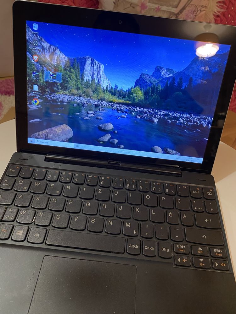 Lenovo Miix 300 таблет