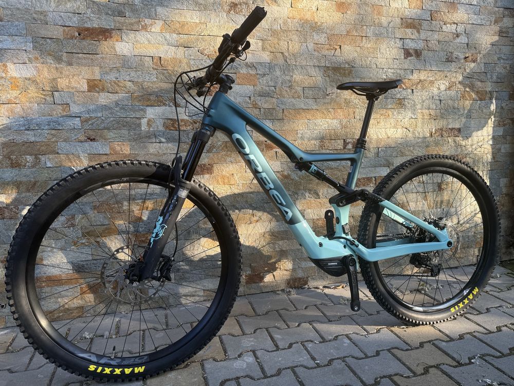 2022 Orbea Rise M20 Carbon - електрически карбонов МТБ байк (ebike)