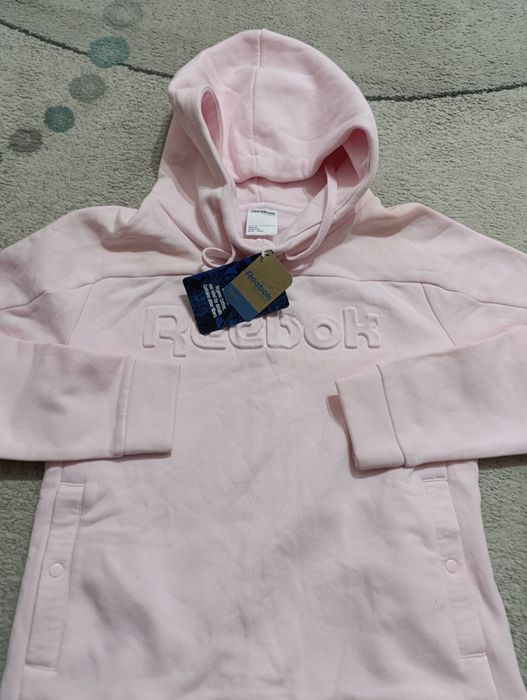 Толстовка женская оригинал Reebok отличного качества