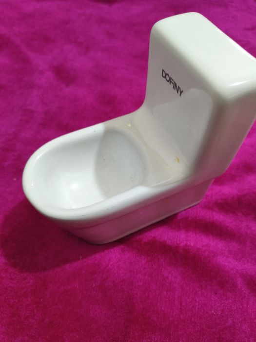 Продается унитаз сувенирный