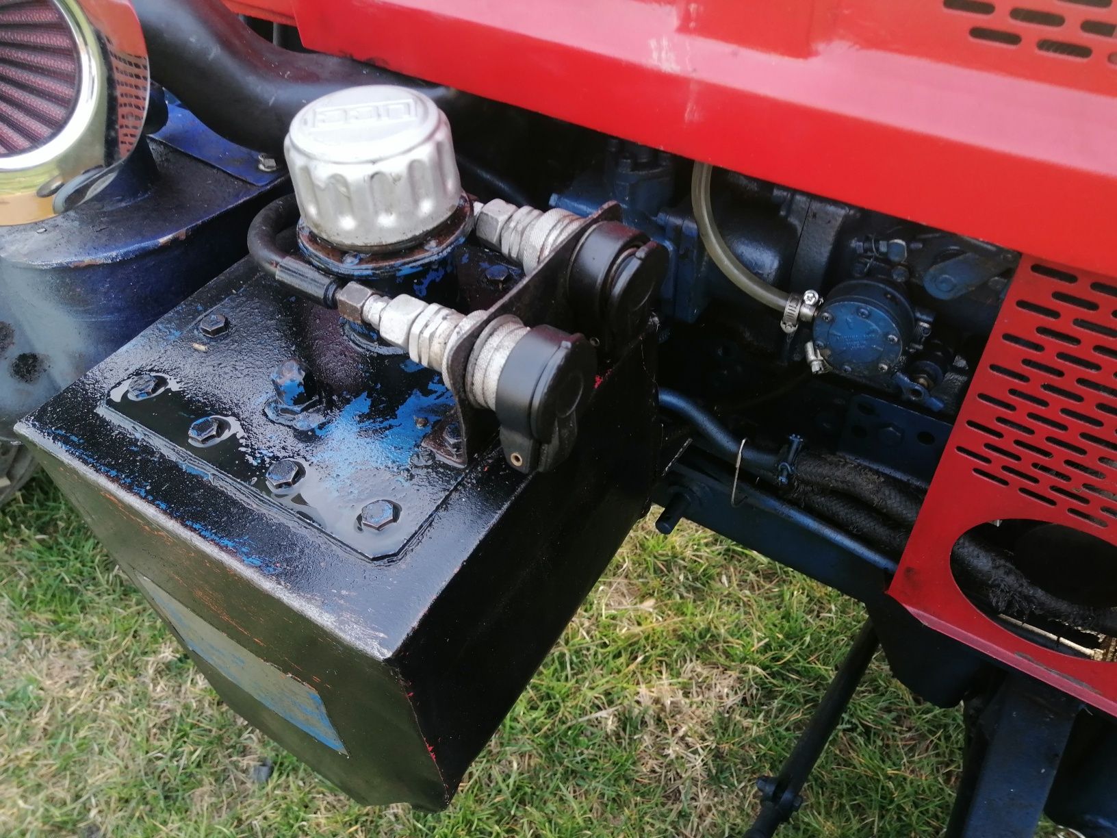 Tractor cu mini incarcator kubota 35 HP inversor freza și lift