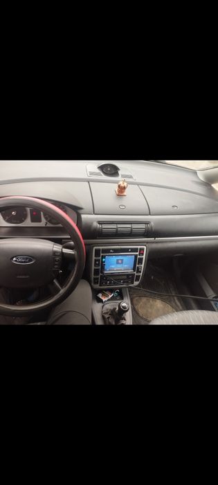 Vând Ford Galaxy 1.9 116 cai auy