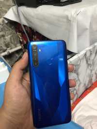 REALME 5 64 gb dimond blue