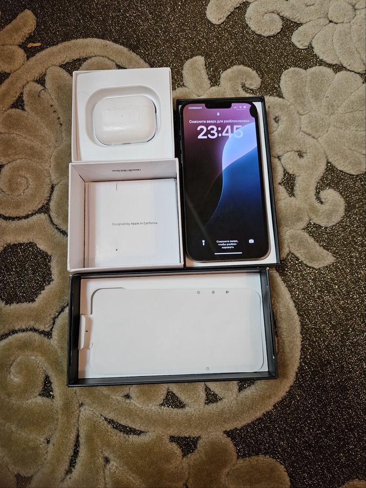 iPhone 13 Pro Max (Голубой) — 256 ГБ + AirPods Pro в подарок.Срочна!