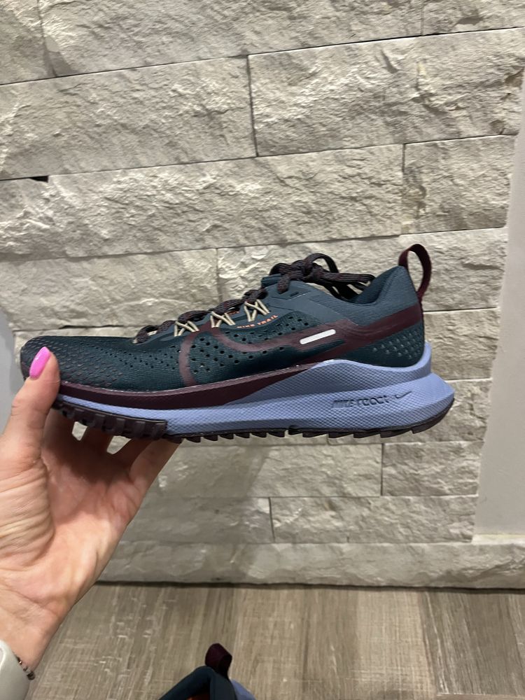 Nike W React Pegasus TRAIL 4