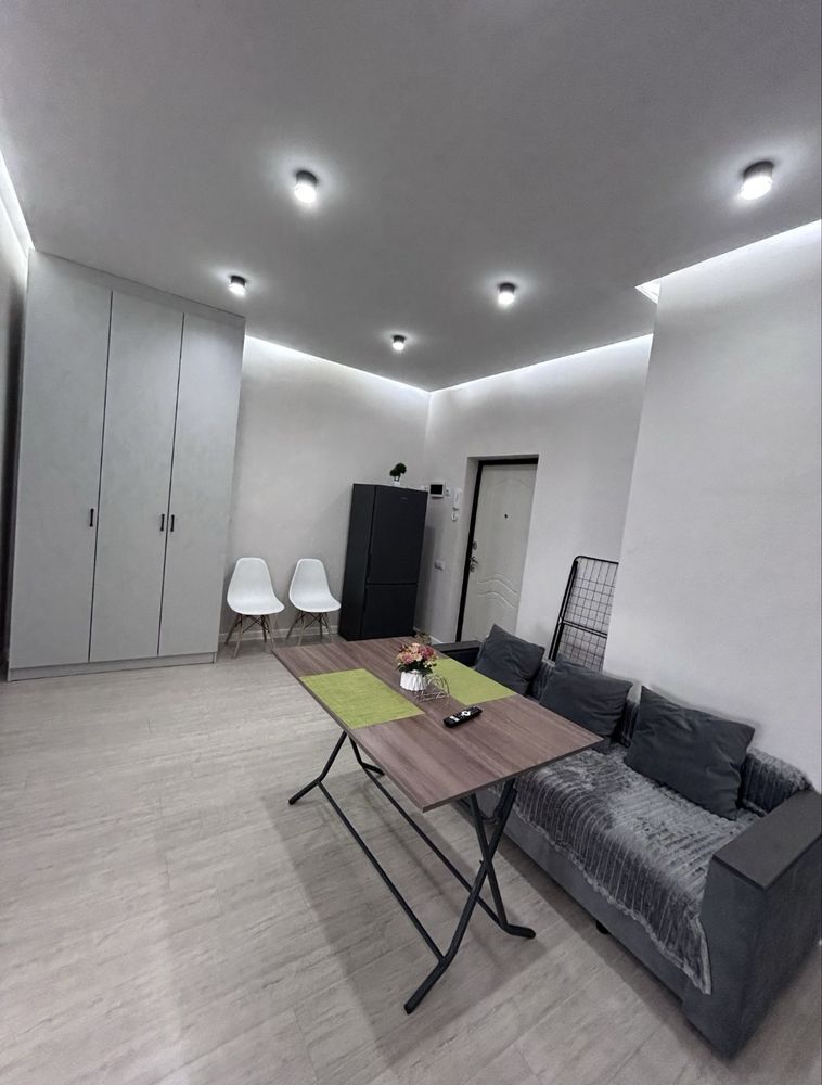 2комн в центре 15000