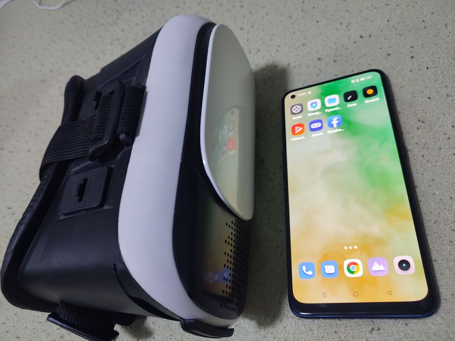Se vand Realme 7 Pro + Ochelari Vr
