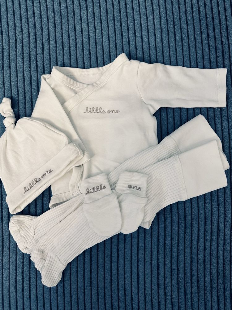 Дрехи за новородено бебе H&M