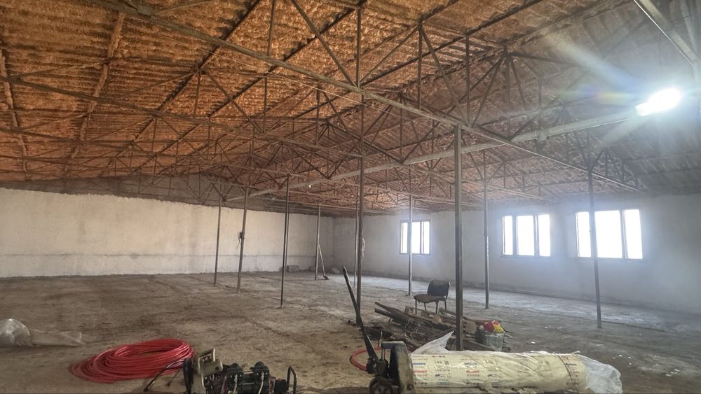 Помещение для разных целей 200квм+300квм двор