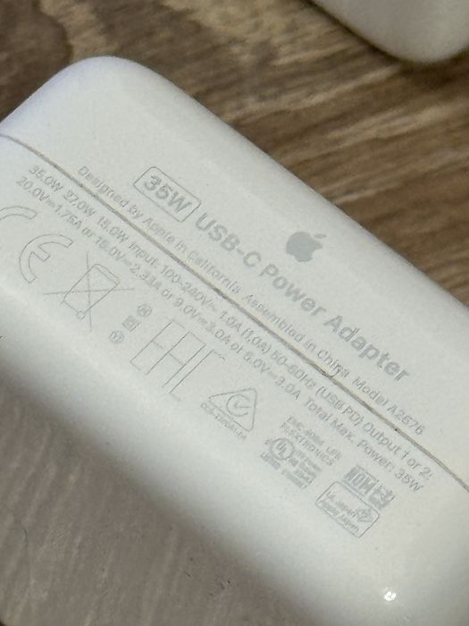 Cablu Apple USB-C la MagSafe 3 / incarcator macbook 61w si 35w usb-c