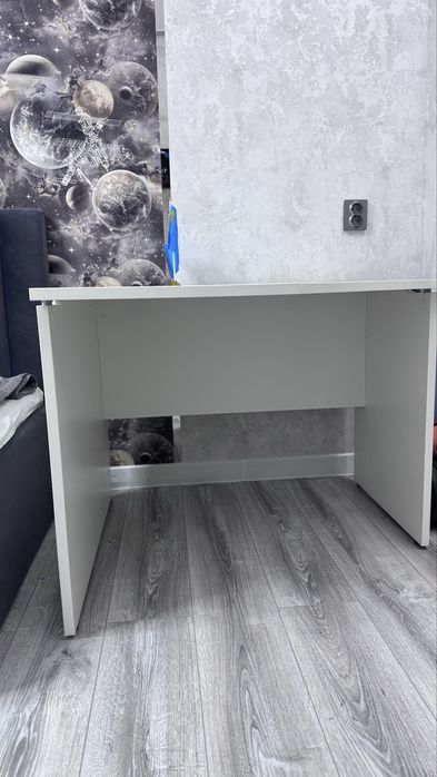 Продам стол, в отличном состоянии