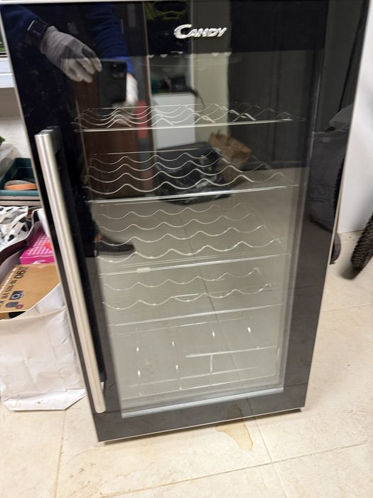 Хладилник за вино Candy WINE CELLAR CCV 160GL 40 бутилки