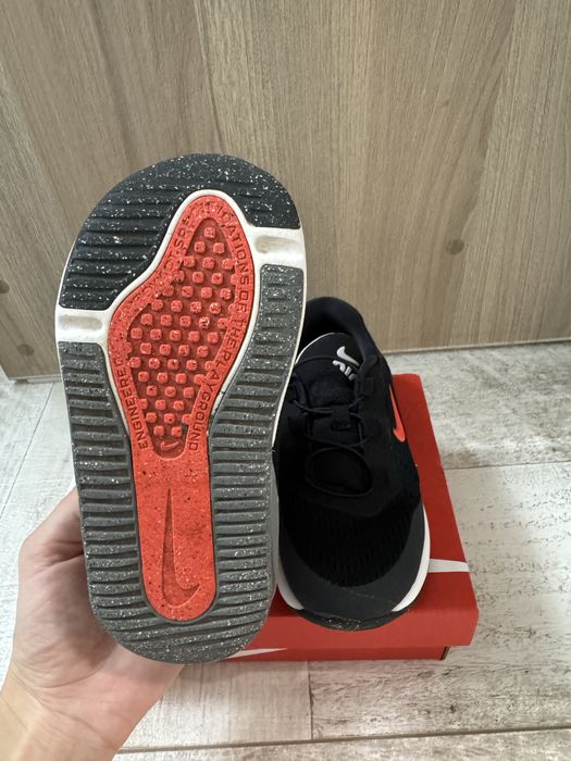 Спортни обувки NIKE AIR MAX 270 GO