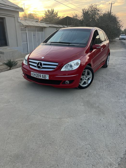 Mercedes Bens  B 200